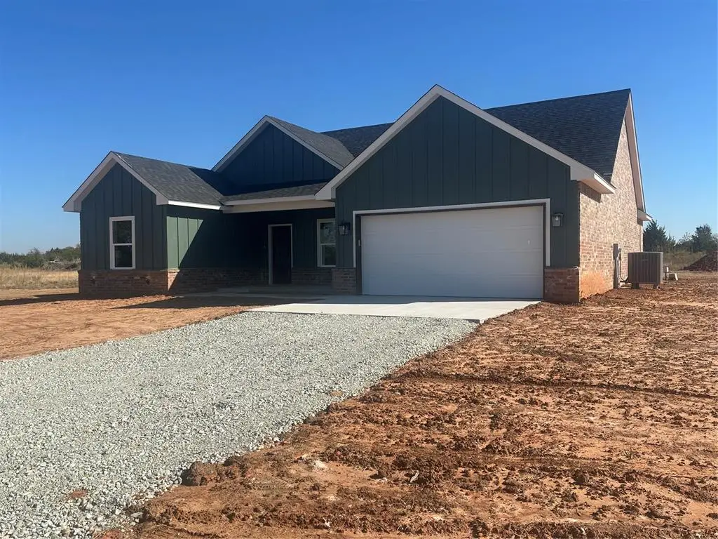 10551 N Leo Avenue, Shawnee, OK 74804 - Image #1