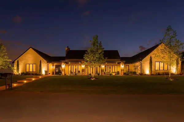 501 Old Creek Road, Edmond, OK 73034