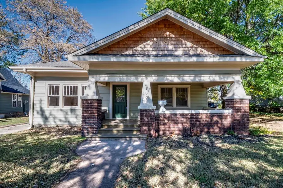 209 W 6th Street, Stroud, OK 74079 - Image #2