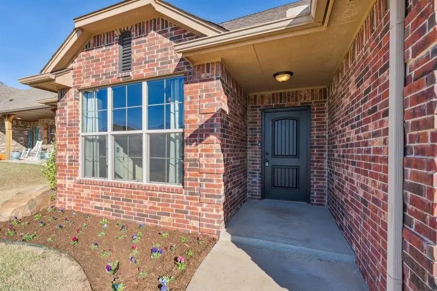 20611 W Frontier Place, Harrah, OK 73045 - Image #3