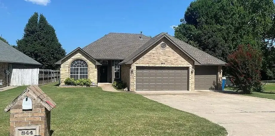 844 N Pine Avenue, Oklahoma City, OK 73130 - Image #1