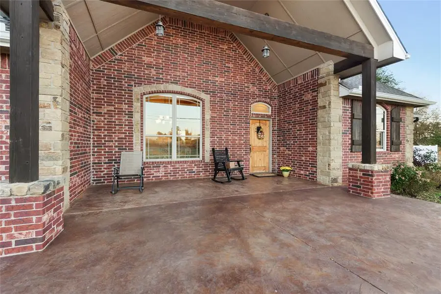 1551 N Morgan Road, Mustang, OK 73064 - Image #3