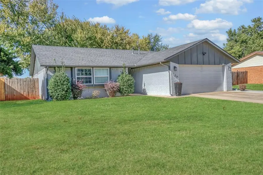 107 Sondra Dr. Drive, Elk City, OK 73644 - Image #2