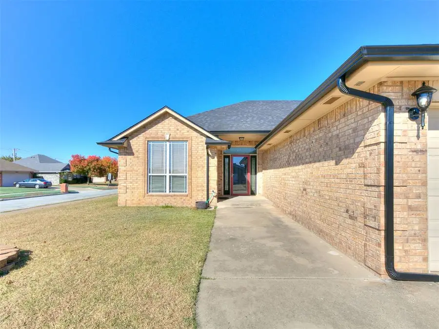 1361 NW 8th Street, Moore, OK 73170 - Image #2