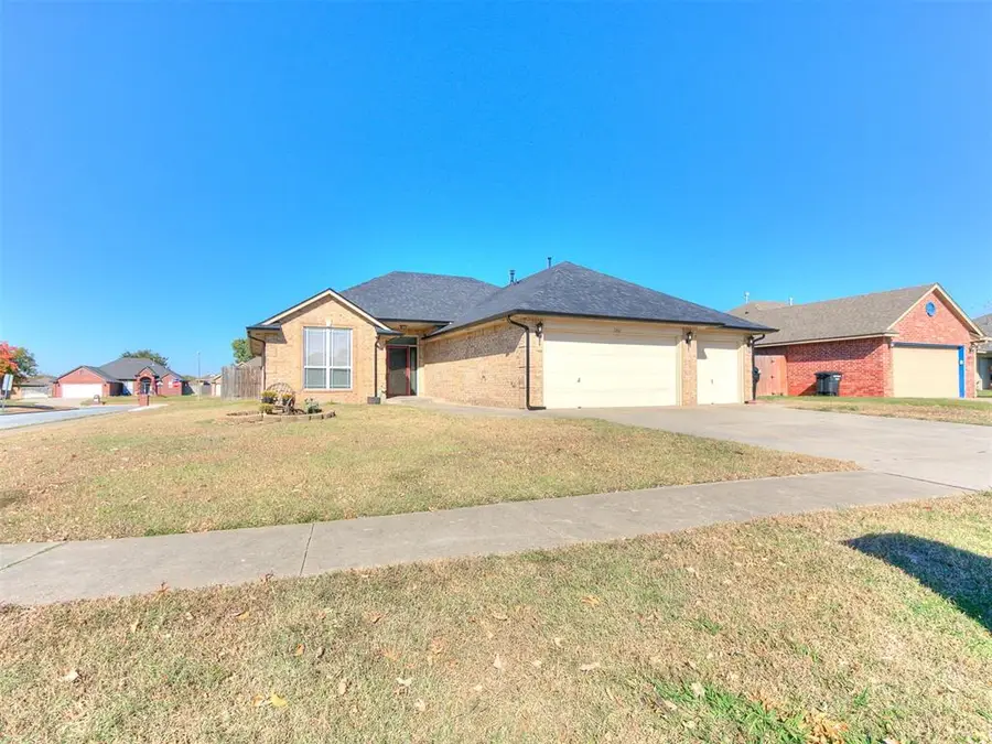 1361 NW 8th Street, Moore, OK 73170 - Image #3