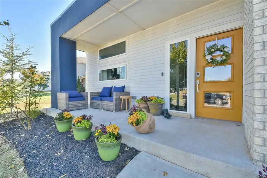 15216 Caspian Lane, Edmond, OK 73013 - Image #2