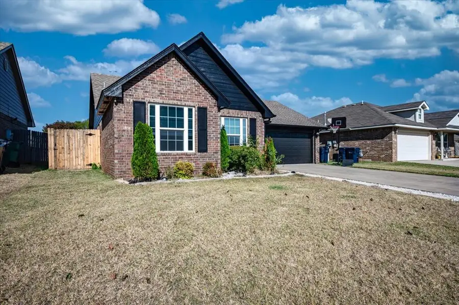 8601 SW 45th Terrace, Oklahoma City, OK 73179 - Image #2