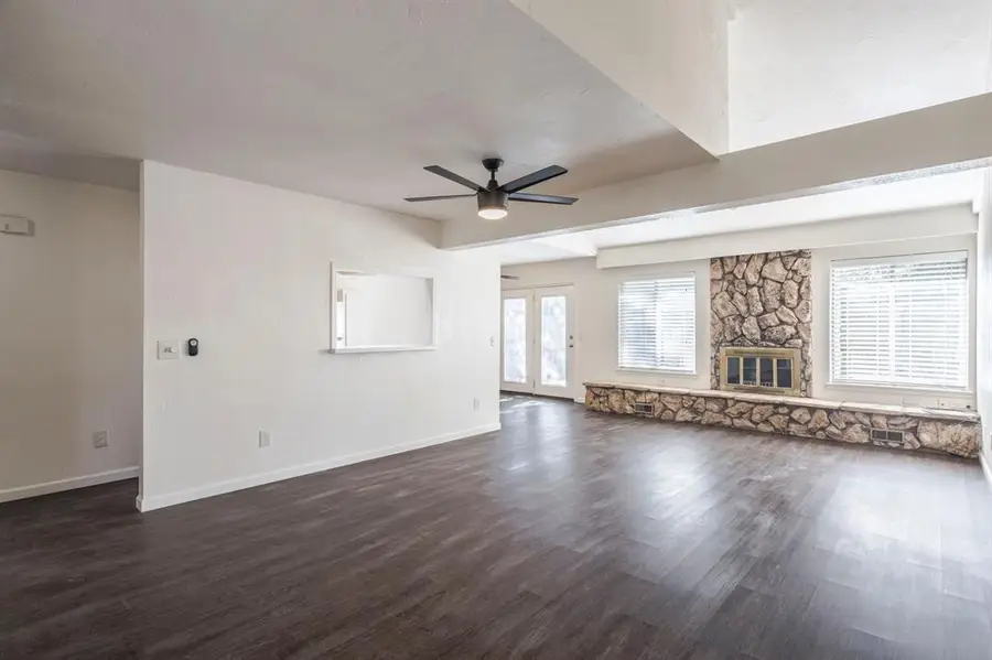 9914 Hefner Village Place, Oklahoma City, OK 73162 - Image #3