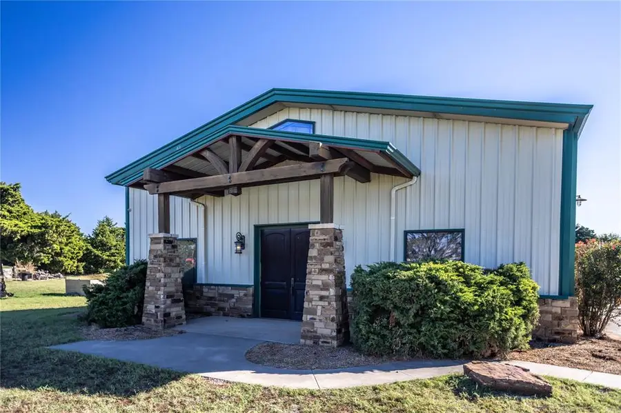 1601 Corbin Lane, Weatherford, OK 73096 - Image #2
