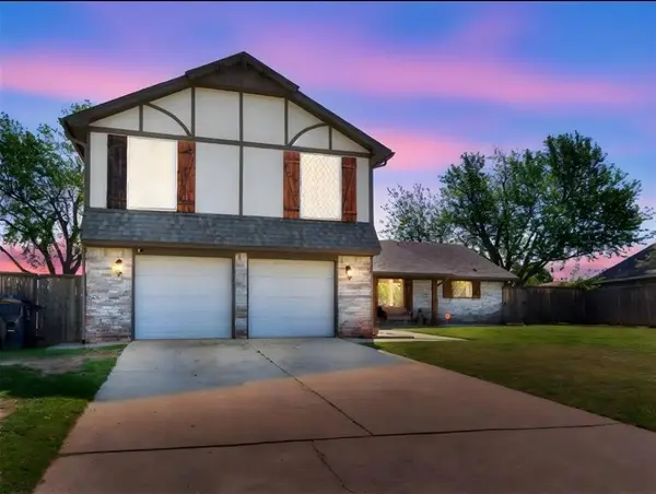 12024 Surrey Lane, Yukon, OK 73099