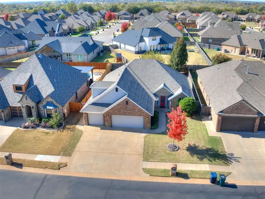 12809 Williamson Farms Boulevard, Oklahoma City, OK 73173 - Image #2