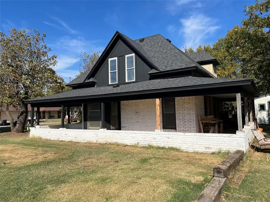 306 E Elm Street, Hinton, OK 73047 - Image #2