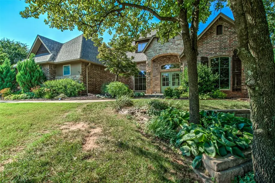 1663 Castellina Court, Edmond, OK 73034 - Image #2