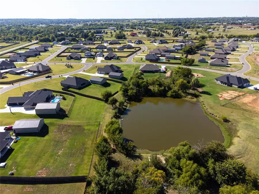 10016 Gentry Crossing, Oklahoma City, OK 73169 - Image #2