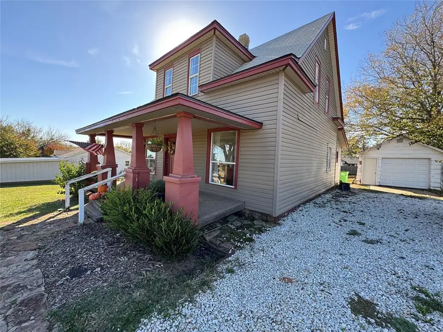 1416 Brunson Avenue, Prague, OK 74864 - Image #2