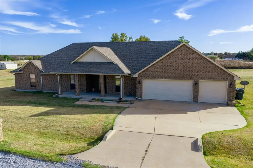 4040 Lonetree Drive, Edmond, OK 73025 - Image #1