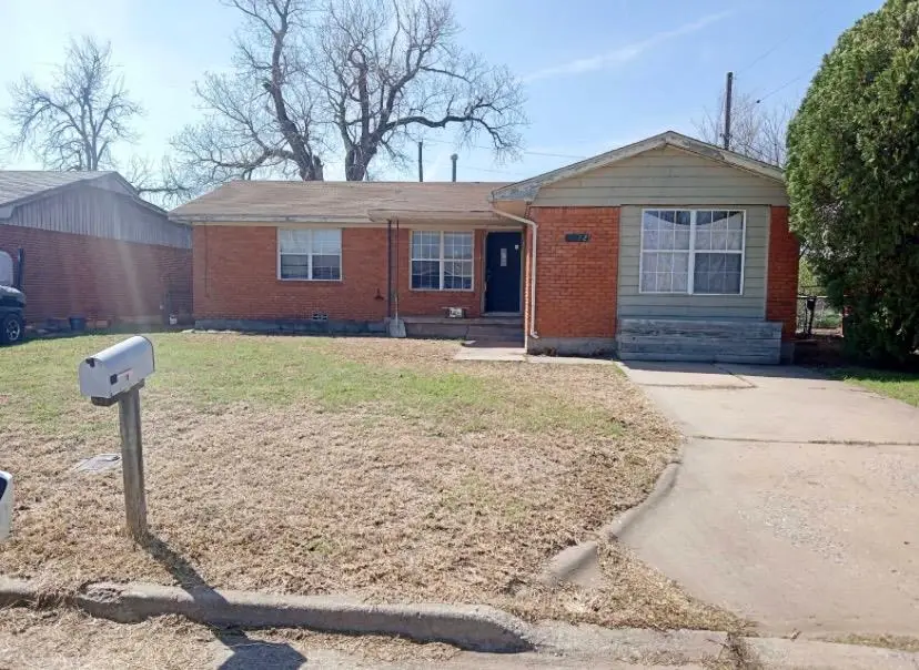 4322 NW Hoover Avenue, Lawton, OK 73505 - Image #1