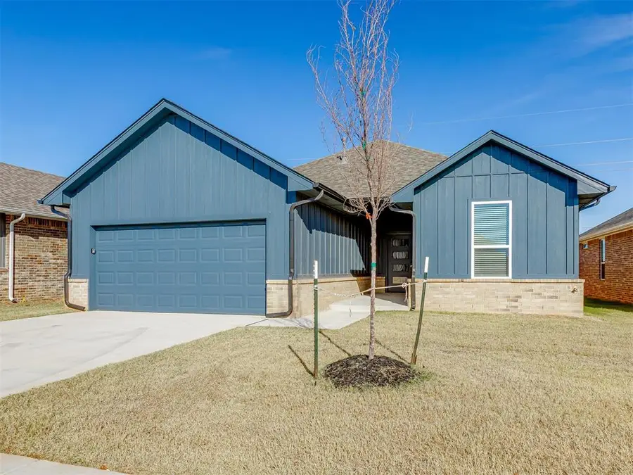 8305 NW 163rd Terrace, Edmond, OK 73013 - Image #2