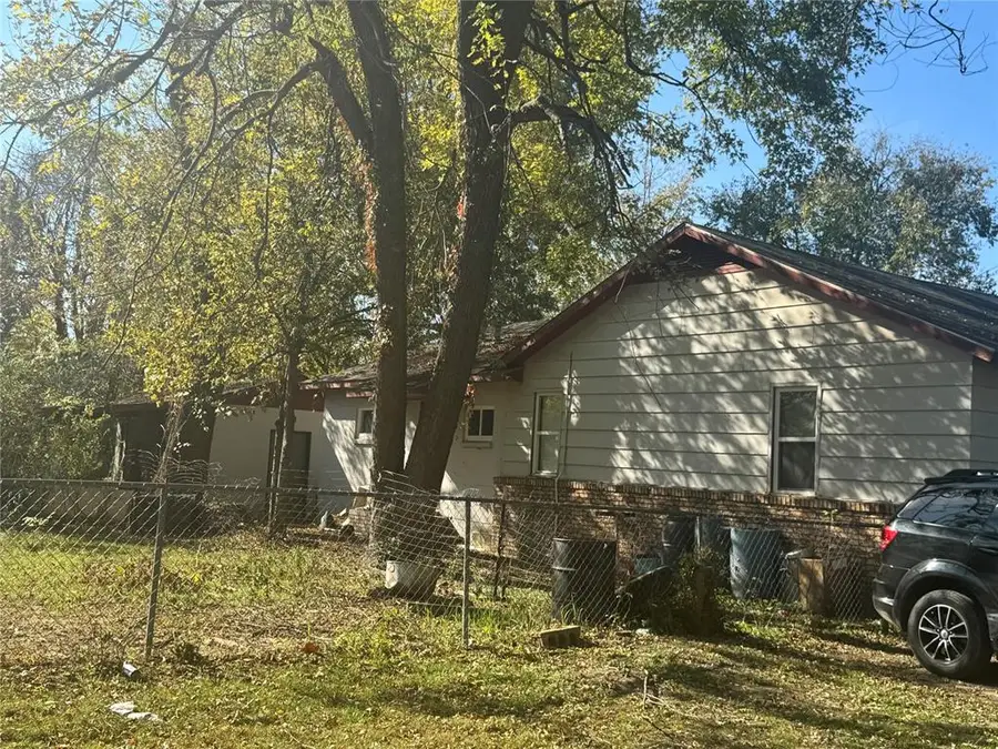 2411 Pine Street, Muskogee, OK 74401 - Image #2