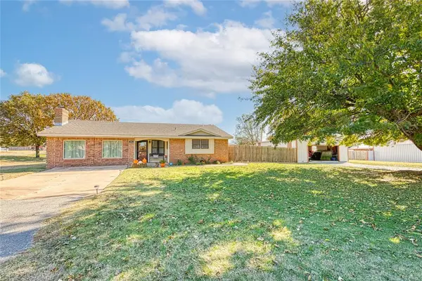 301 S 14th Street, Arapaho, OK 73620
