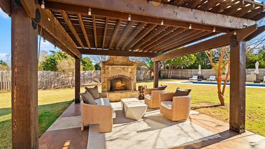 624 E Olivia Terrace, Mustang, OK 73064 - Image #3