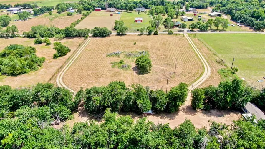 20863 E County Rd 1588, Altus, OK 73521 - Image #3