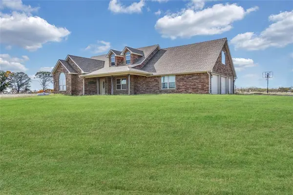 2241 SW Post Oak Road, Cache, OK 73527