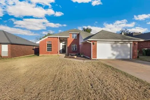 305 Eastview Drive, Yukon, OK 73099 - Image #1