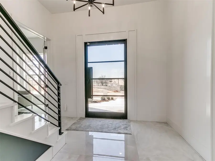 4208 Mahogany Hills Drive, Moore, OK 73160 - Image #3