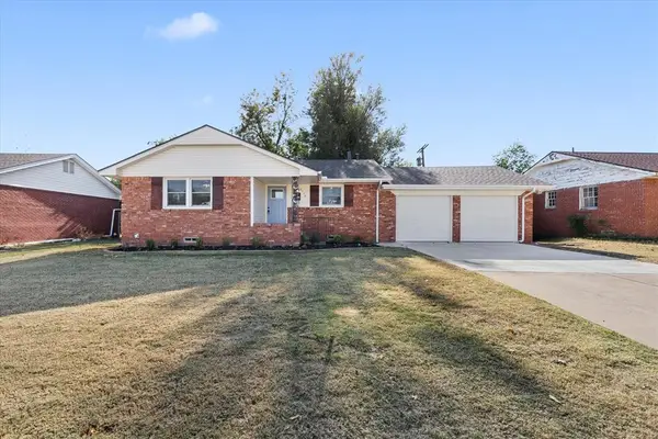 2716 Northampton Place, The Village, OK 73120