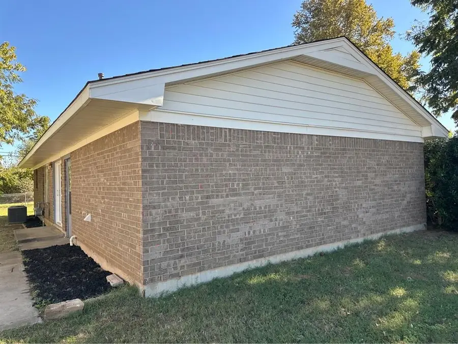 721 Mission Place, Anadarko, OK 73005 - Image #2