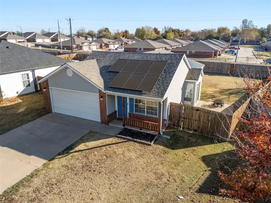 2805 Cedarcrest Street, Norman, OK 73071 - Image #2