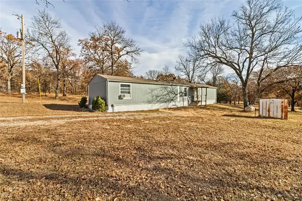 33711 Dutton Road, Wanette, OK 74878