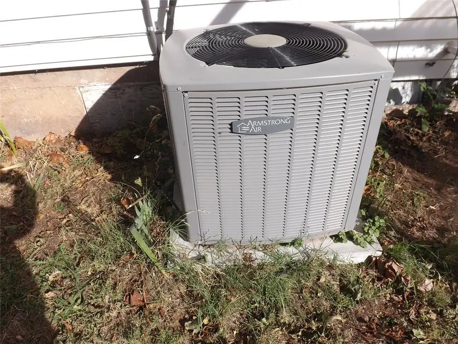 321 E Main Street, Tipton, OK 73570 - Image #3