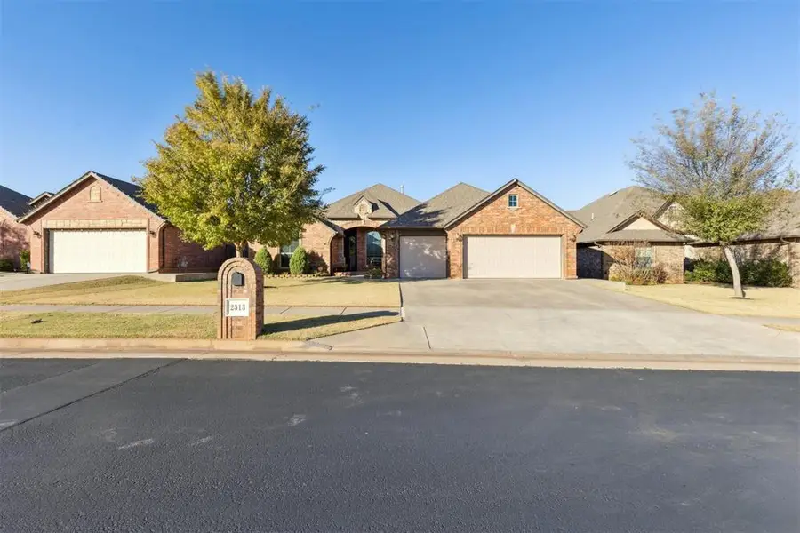 2513 SE 39th Street, Moore, OK 73160 - Image #2