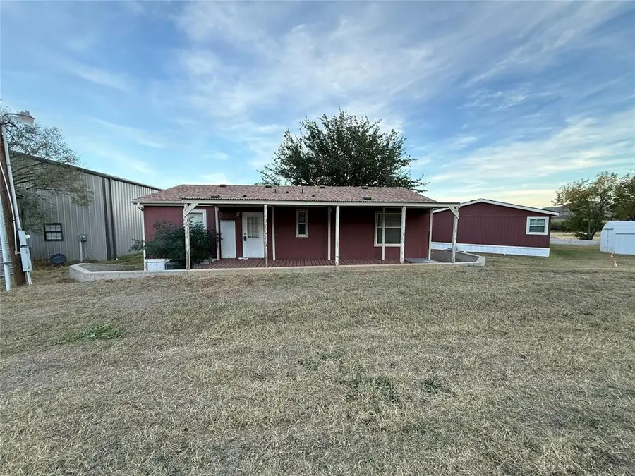 83 Hick's Mountain Road, Lone Wolf, OK 73655 - Image #3