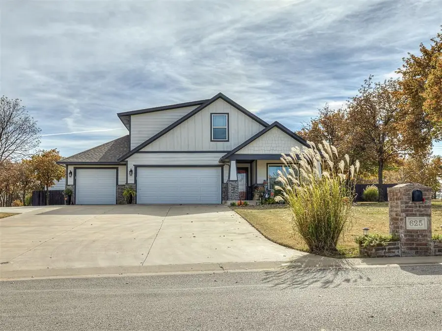 625 Canyon Creek Lane, Guthrie, OK 73044 - Image #2