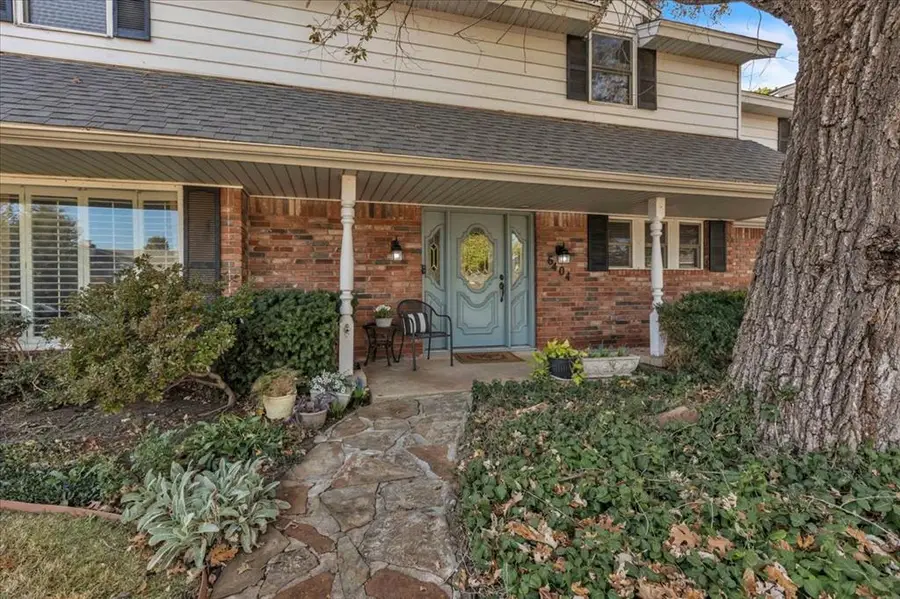 6404 Urschel Court, Oklahoma City, OK 73132 - Image #2