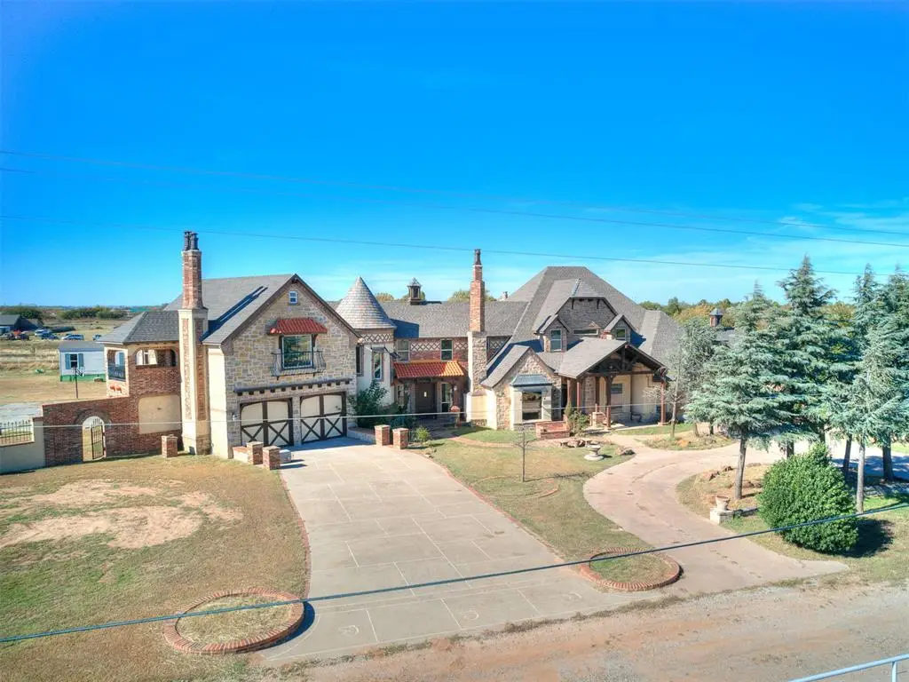 8832 E Us Highway 66, El Reno, OK 73036 - Image #1