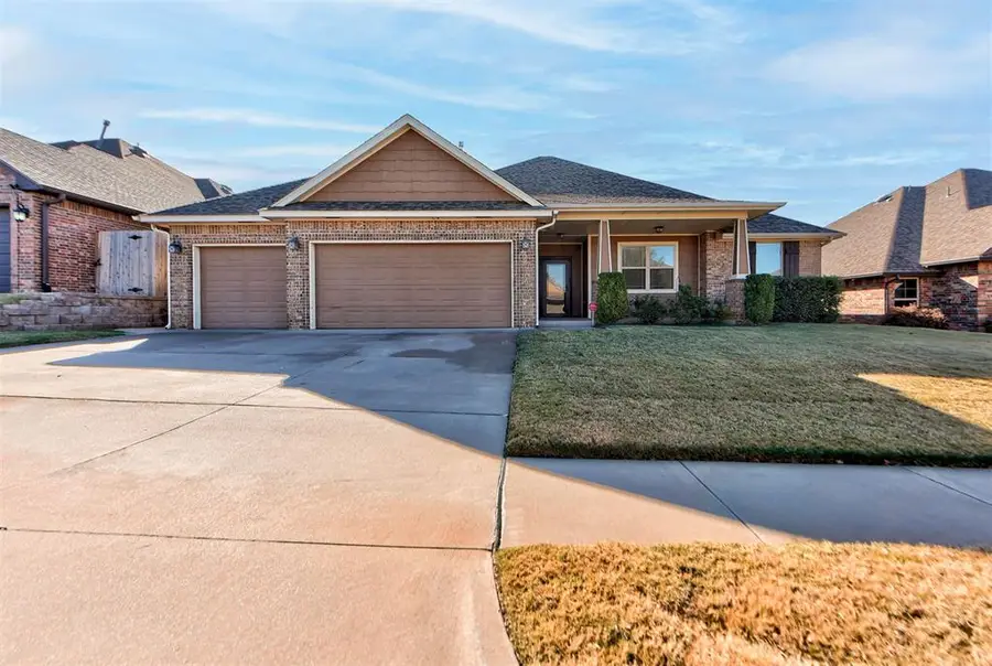 9012 NW 85th Street, Yukon, OK 73099 - Image #2