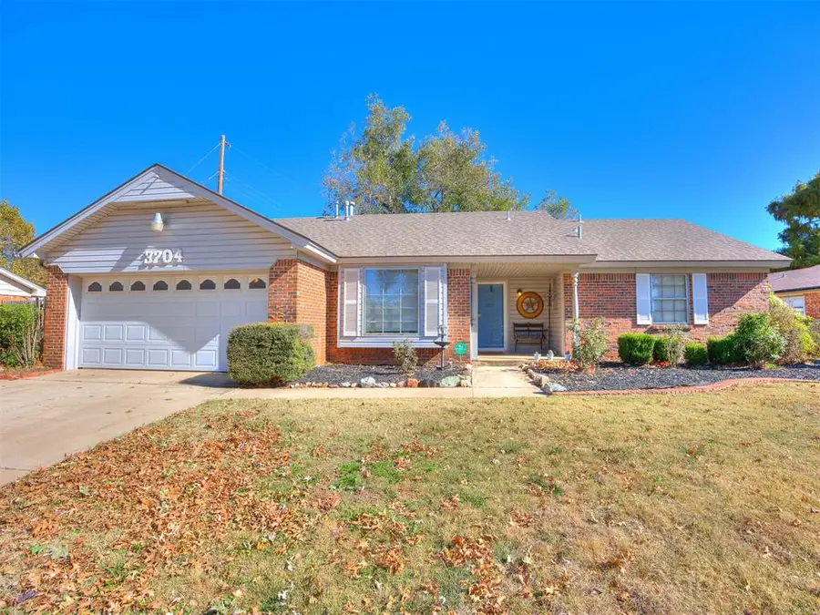 3204 W Woodlane Drive, Midwest City, OK 73110 - Image #2