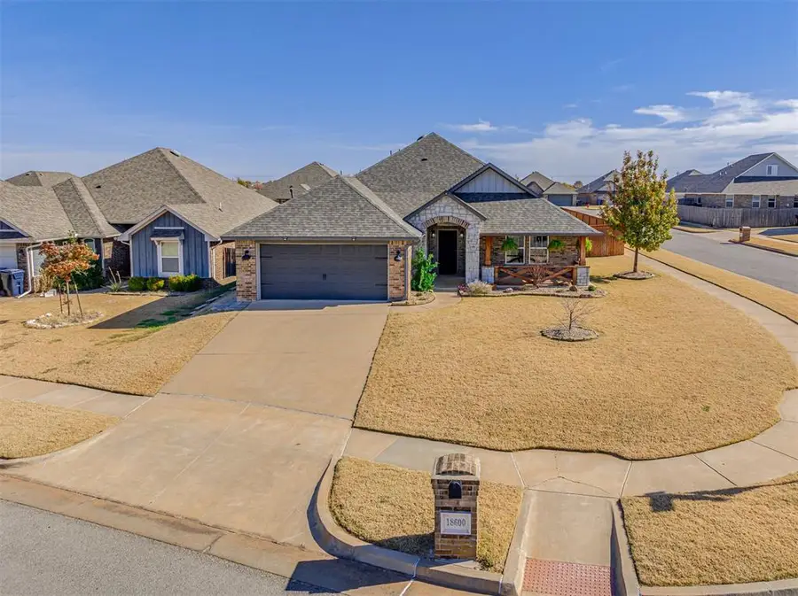 18600 Summer Grove Avenue, Edmond, OK 73012 - Image #2