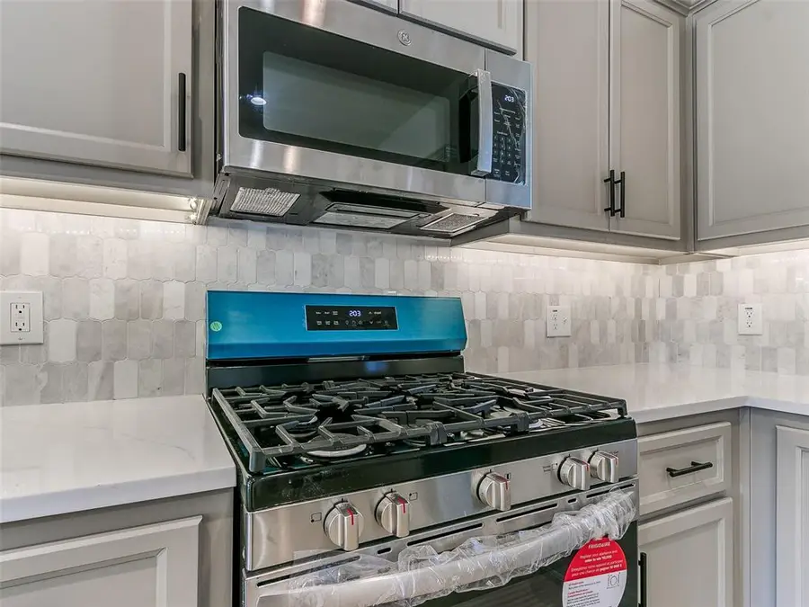 10305 1/2 Saint Patrick Drive, Midwest City, OK 73110 - Image #3