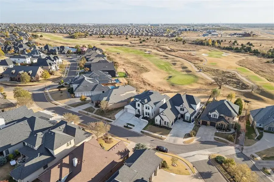 16809 Little Leaf Lane, Edmond, OK 73012 - Image #3