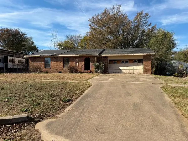 1321 S Okfuskee Avenue, Wewoka, OK 74884