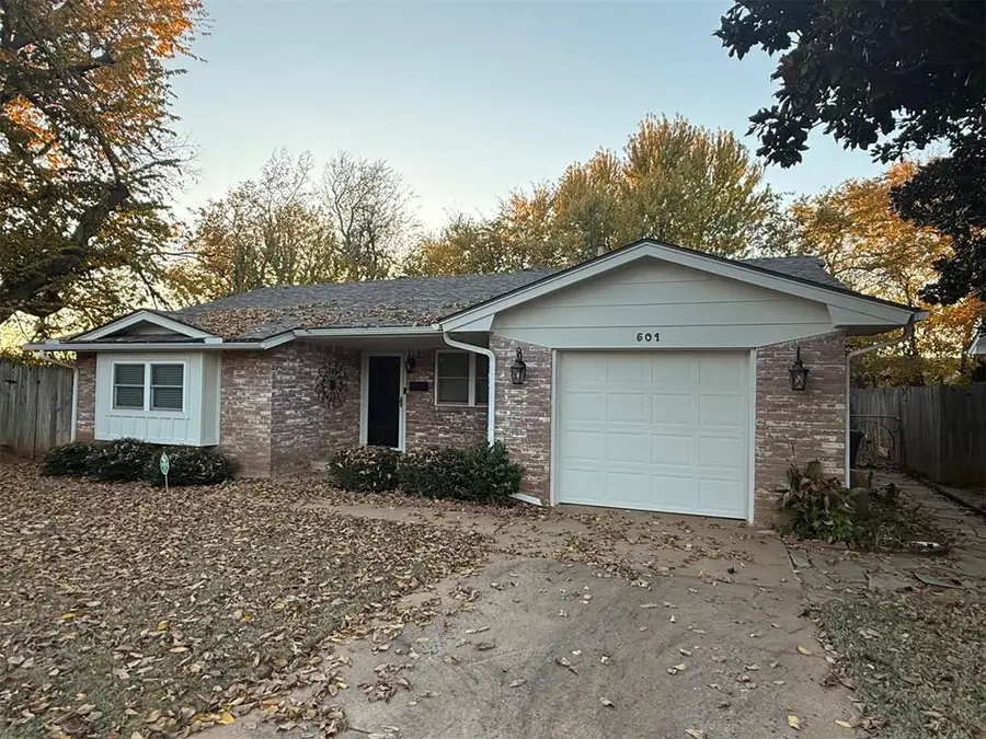 501 Meadow Lake Drive, Edmond, OK 73003 - Image #2