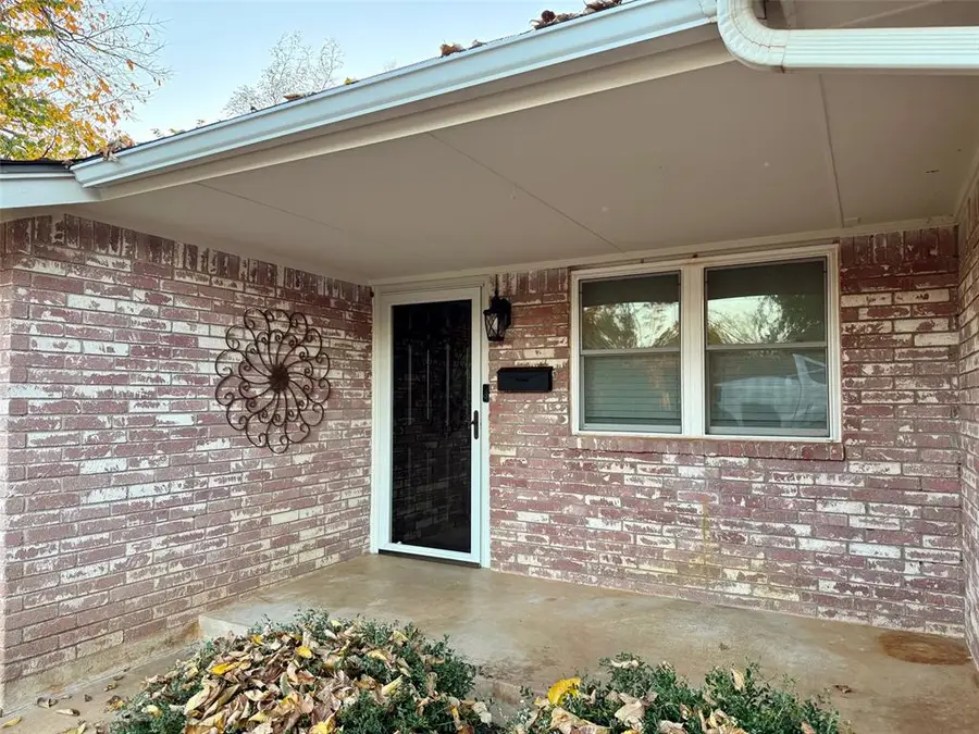 501 Meadow Lake Drive, Edmond, OK 73003 - Image #3