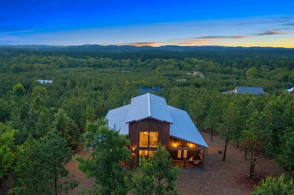 148 Palo Verde Trail, Broken Bow, OK 74728 - Image #1