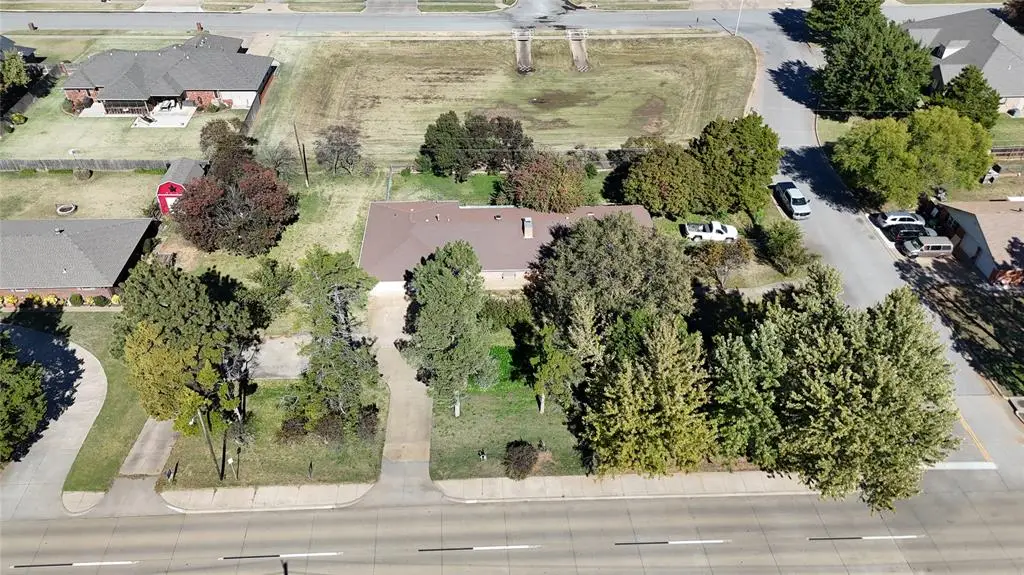 1909 E Davis Street, Weatherford, OK 73096 - Image #1