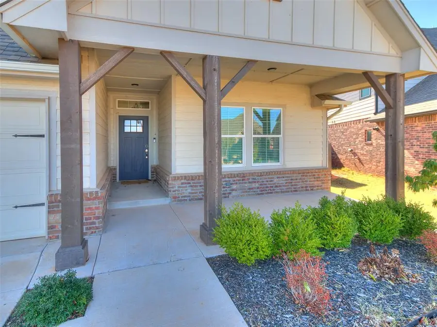 18705 Oakcrest Drive, Edmond, OK 73012 - Image #3